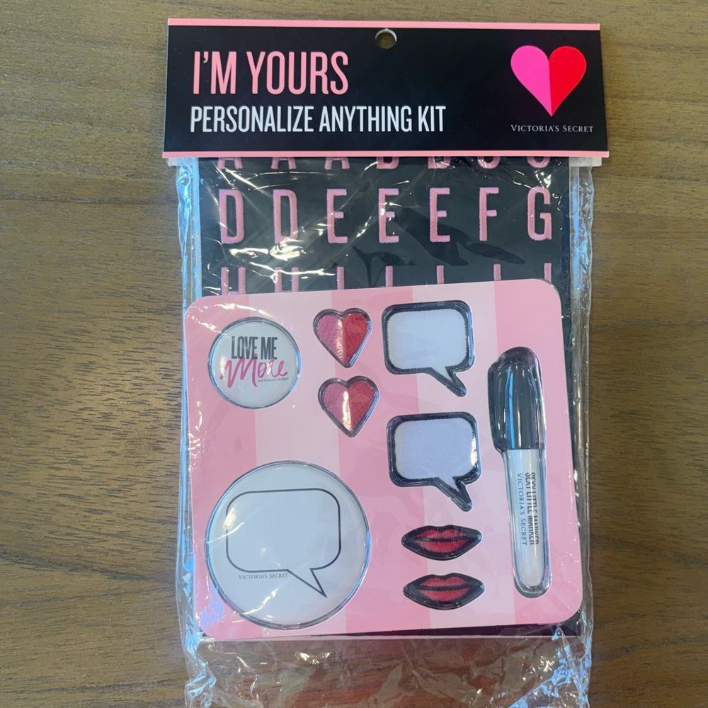 Victoria’s Secret I’m Yours Personalize Anything Kit Iron On Letters Hearts NEW